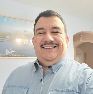 Meet your Posher, José